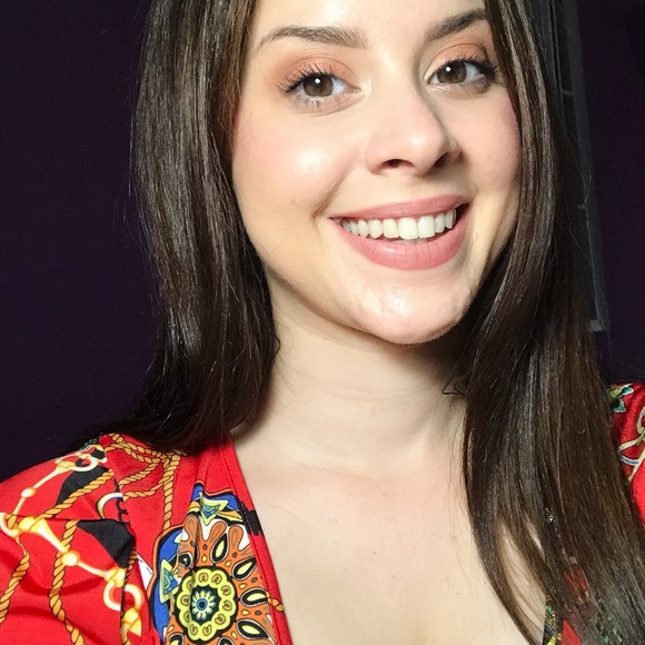 Meet your Posher, Jennifer - Picture 1 of 1